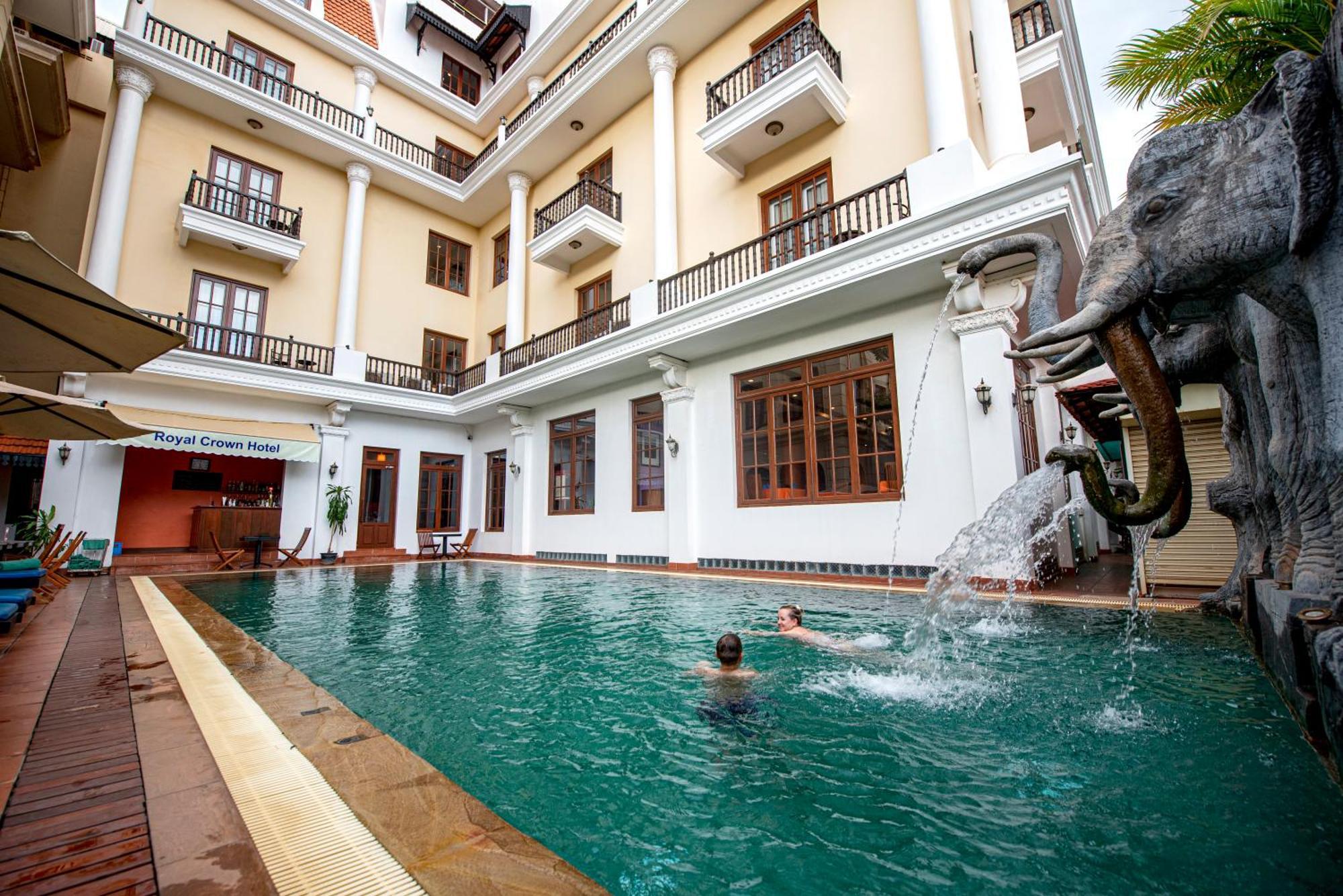 The Suite By Royal Crown Hotel Siem Reap Exteriör bild