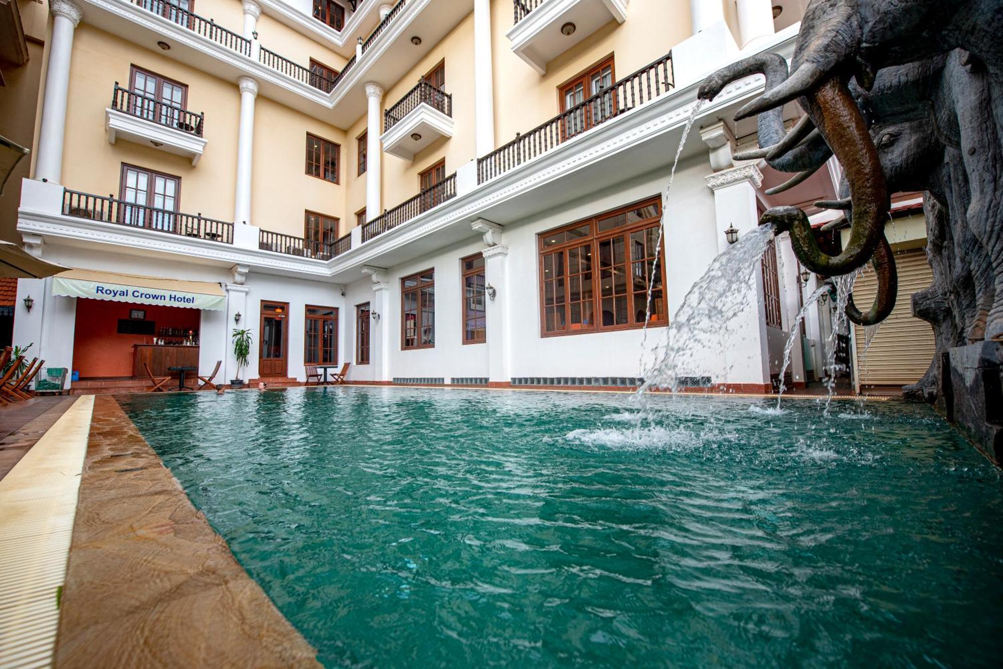 The Suite By Royal Crown Hotel Siem Reap Exteriör bild