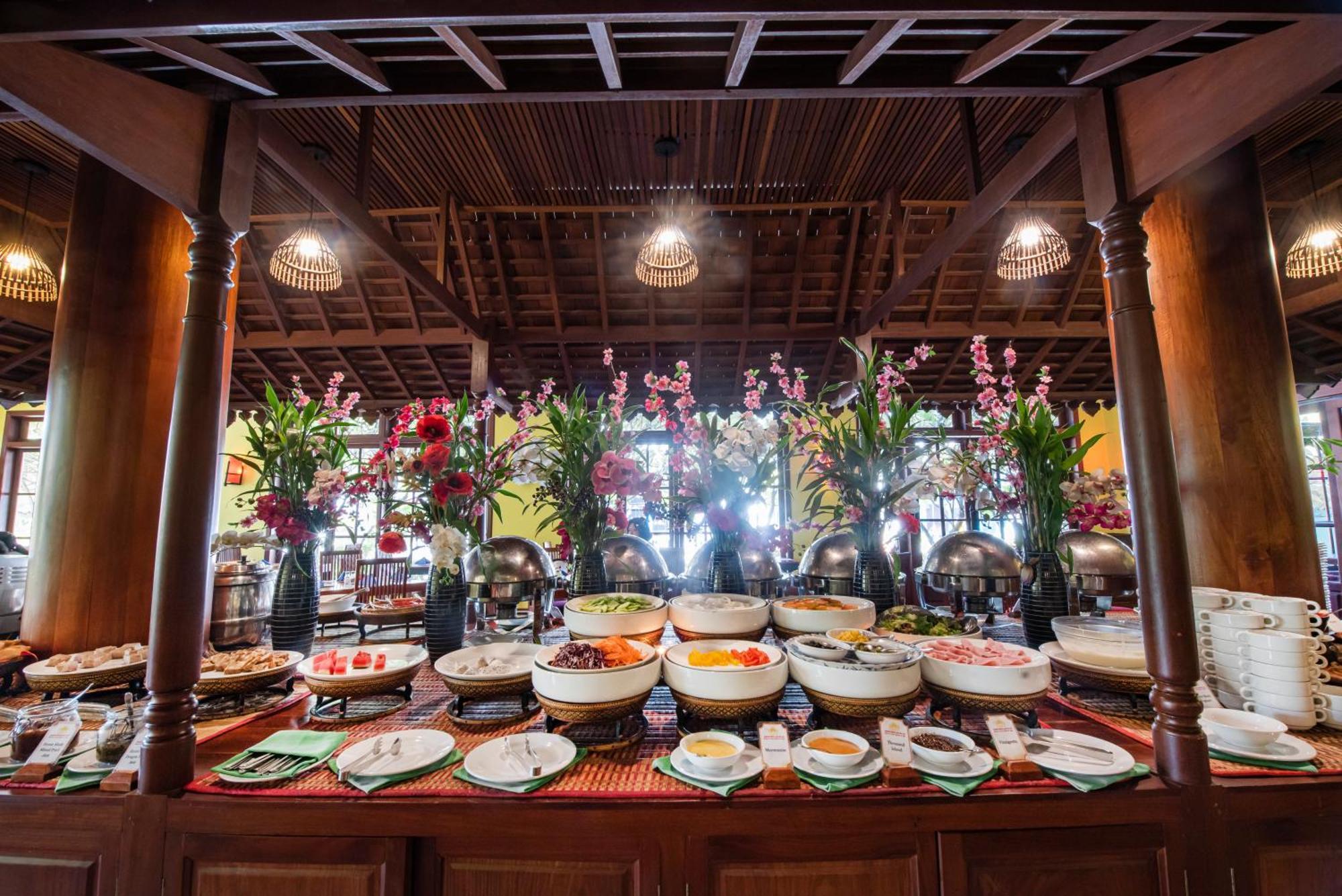The Suite By Royal Crown Hotel Siem Reap Exteriör bild