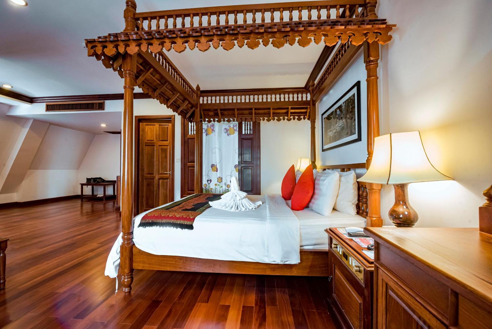 The Suite By Royal Crown Hotel Siem Reap Exteriör bild