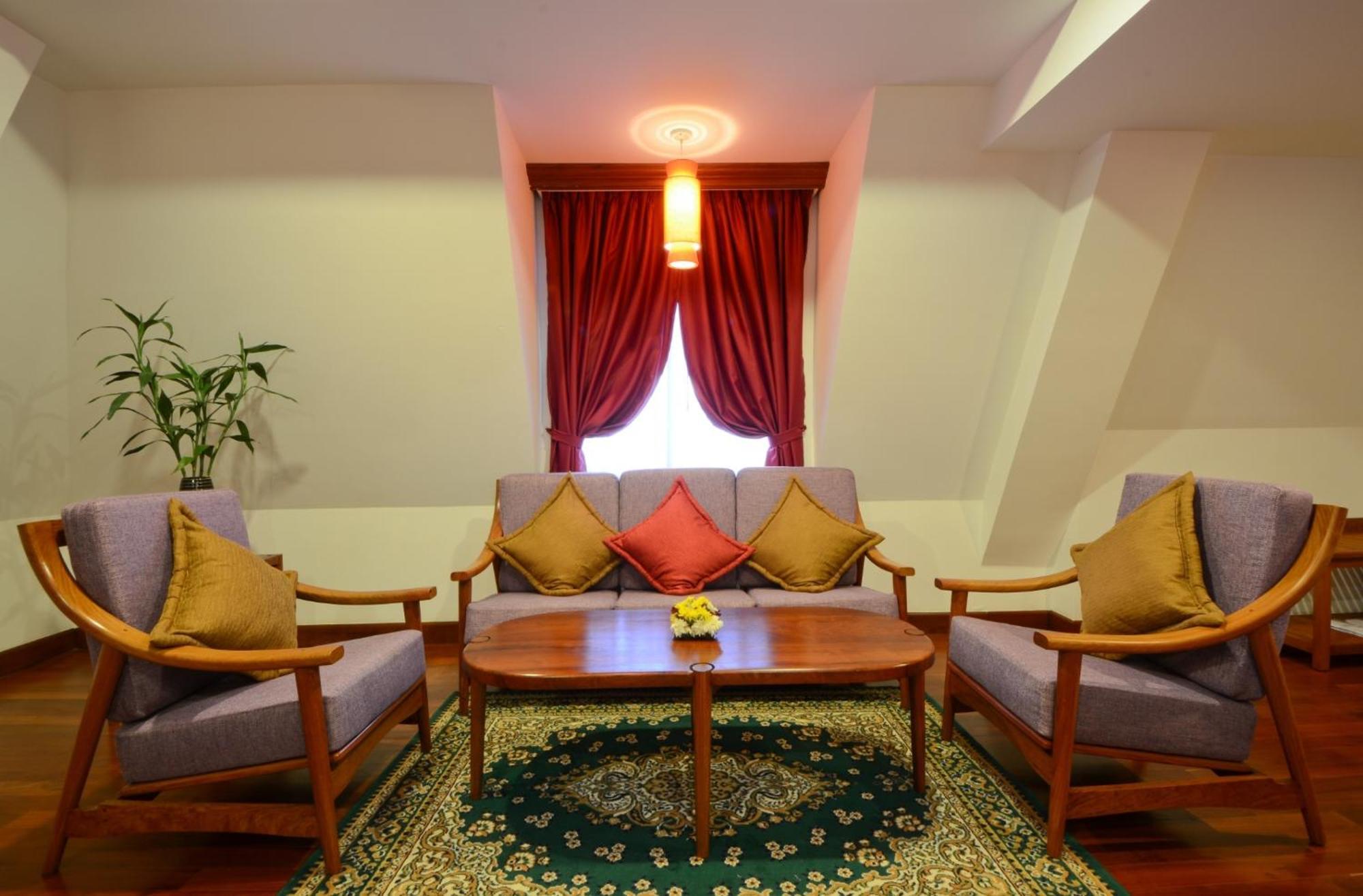 The Suite By Royal Crown Hotel Siem Reap Exteriör bild